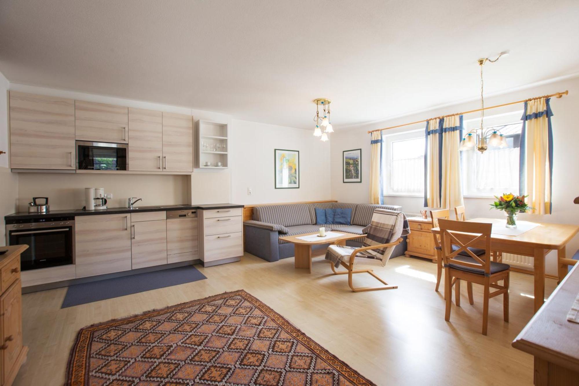 Apartmenthaus Brixen&Haus Central Brixen im Thale Chambre photo